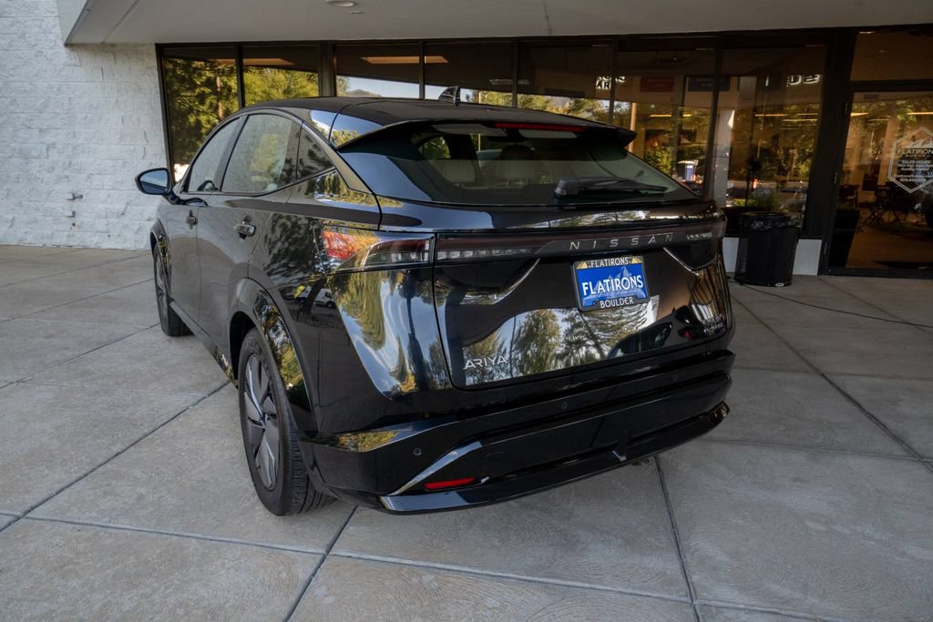 Used 2024 Nissan Ariya AWD image 5