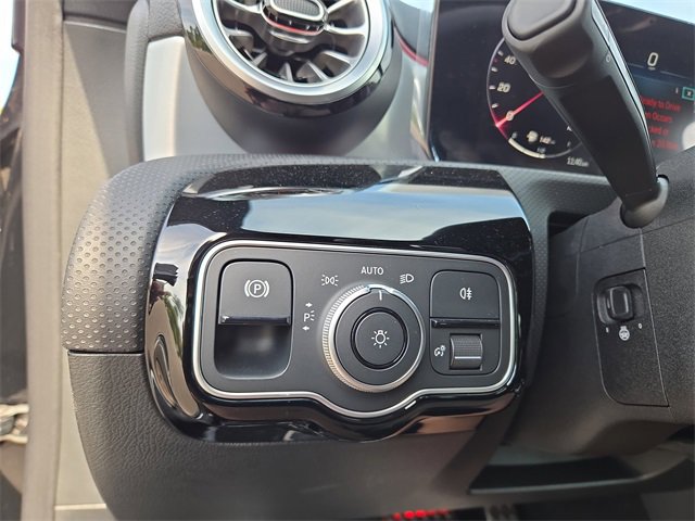 New 2025 Mercedes-Benz CLA 250 4MATIC image 18