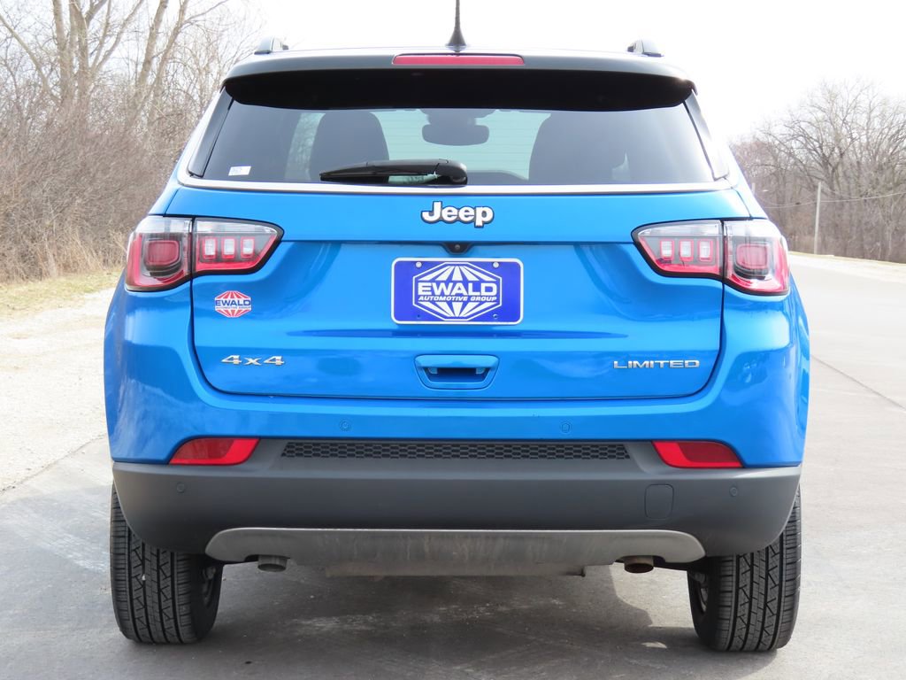 Used 2024 Jeep Compass Limited image 15