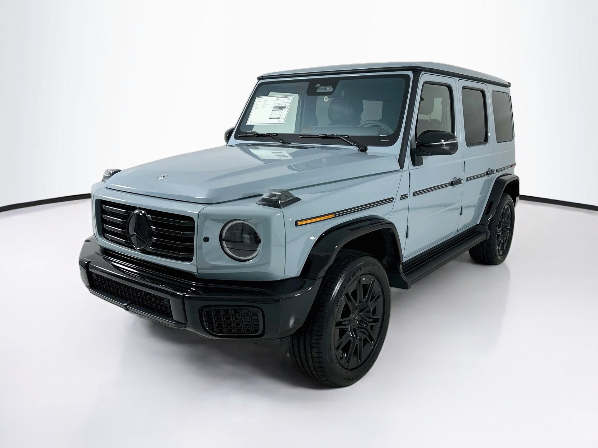 New 2027 Mercedes-Benz G 580 e image 3