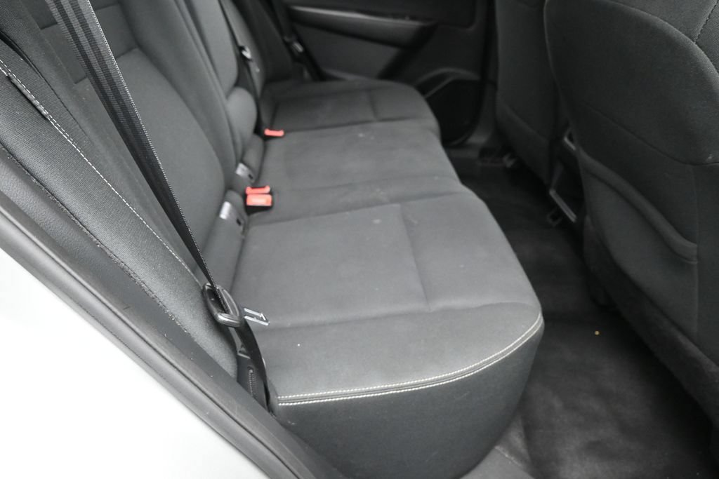 Used 2024 Nissan Rogue S FWD image 34