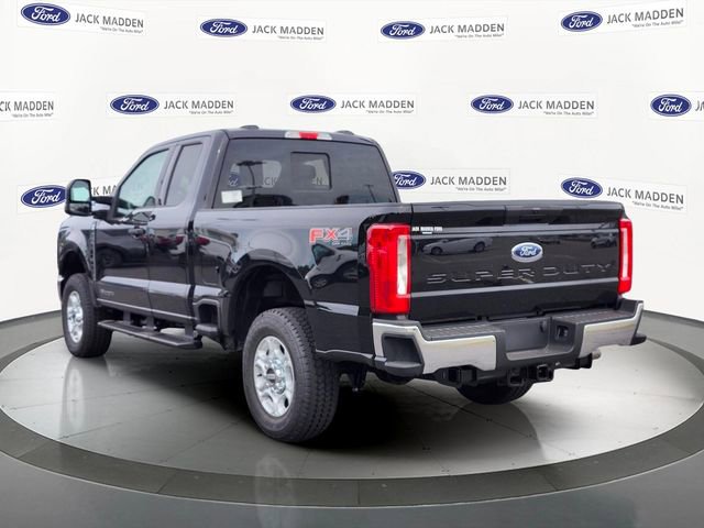 New 2026 Ford F250 XLT w/ FX4 Off-Road Package AWD/4WD image 3