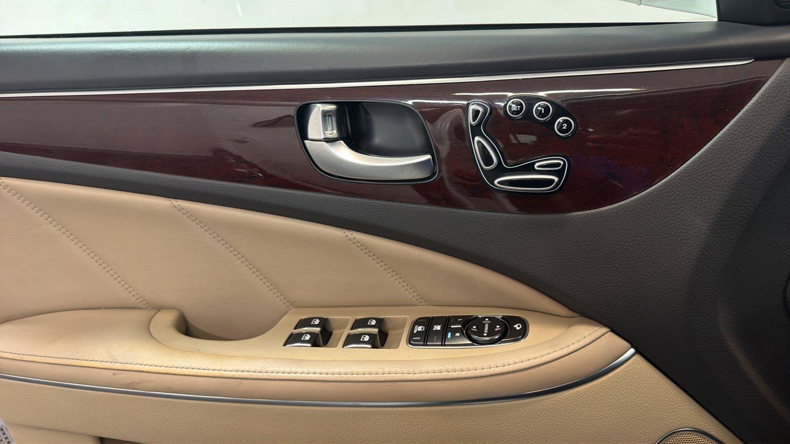 Used 2011 Hyundai Equus Ultimate RWD image 23