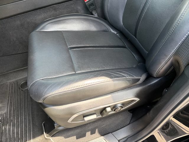 Used 2024 Jeep Wagoneer Series III AWD/4WD image 18