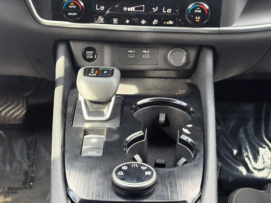 Certified 2025 Nissan Rogue SV AWD/4WD image 34