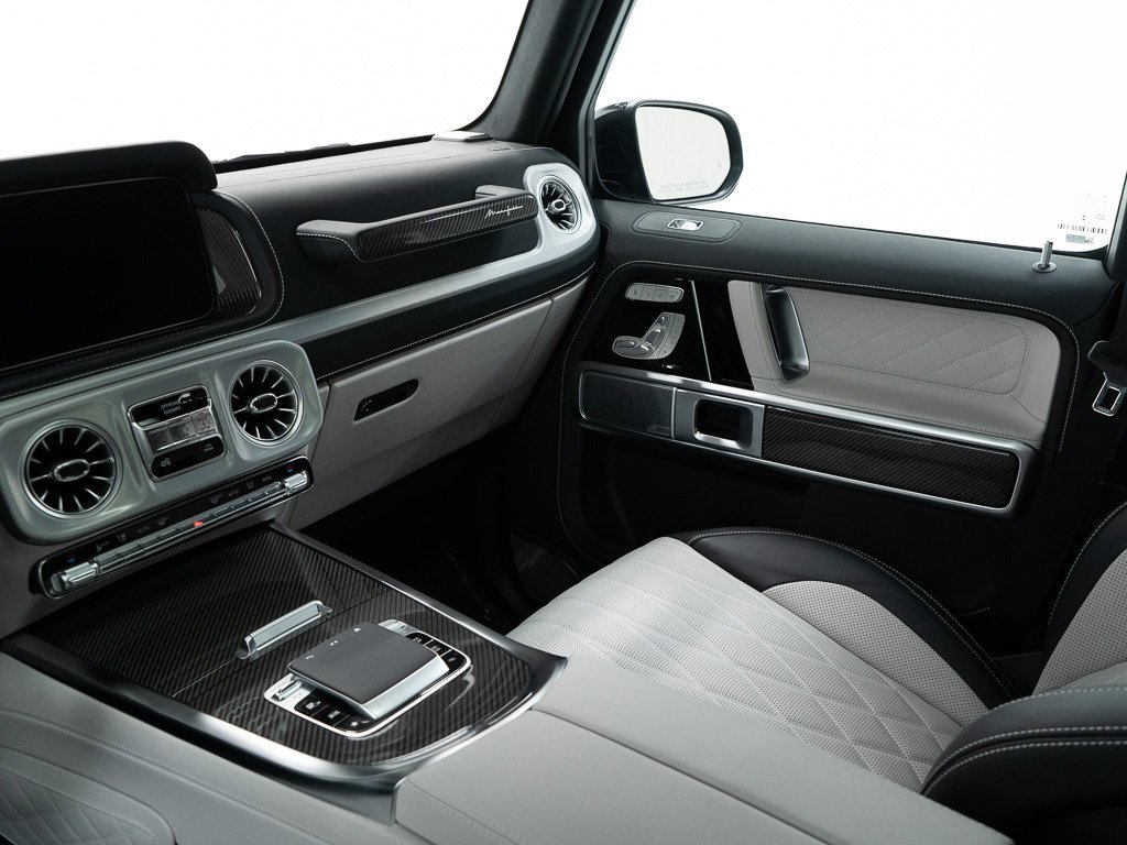 Used 2025 Mercedes-Benz G 63 AMG 4MATIC image 29