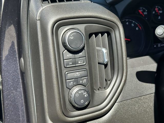 Used 2022 Chevrolet Silverado 1500 Custom image 31