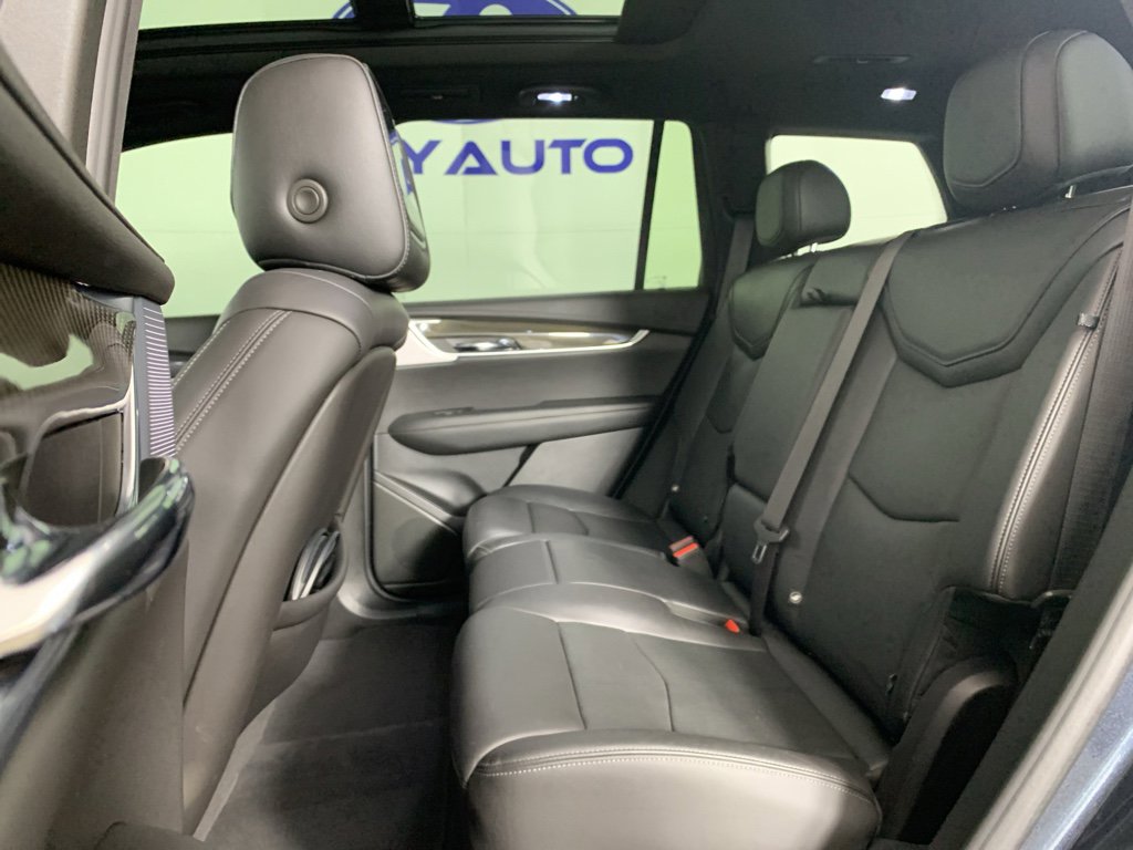 Used 2020 Cadillac XT6 Sport image 33