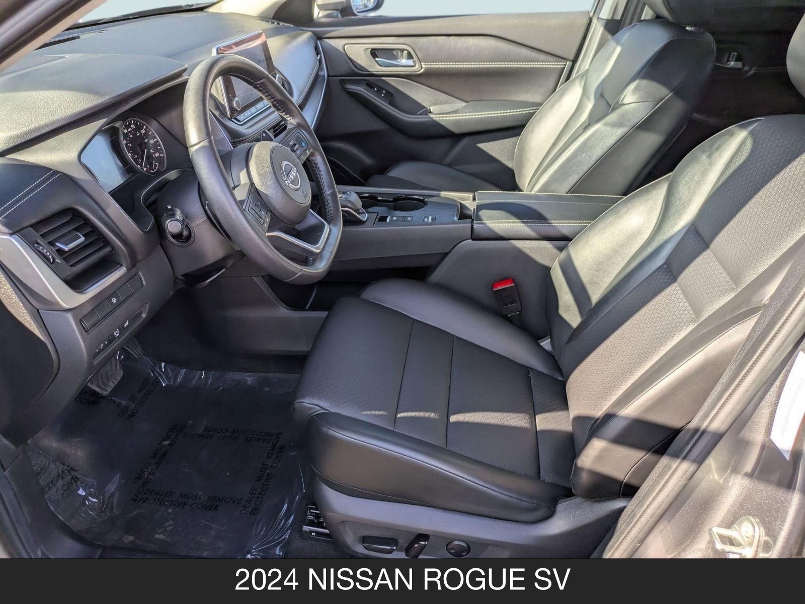 Used 2024 Nissan Rogue SV w/ SV Premium Package image 14