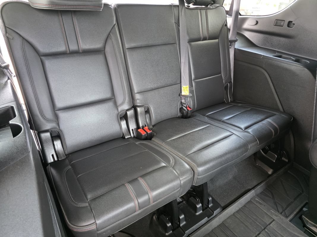 Used 2021 Chevrolet Tahoe RST w/ Luxury Package AWD/4WD image 30