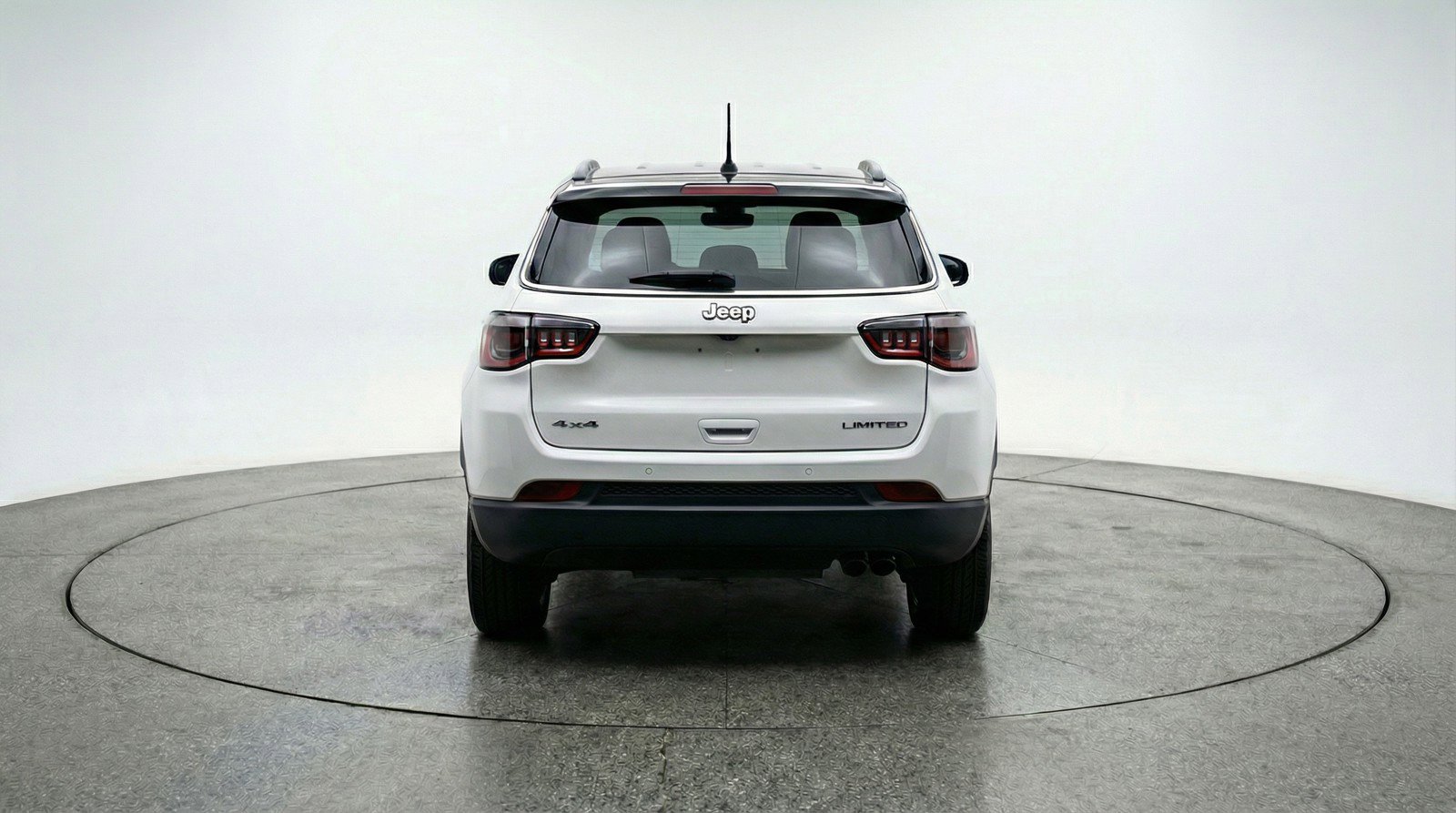 Used 2025 Jeep Compass Trailhawk AWD/4WD image 7