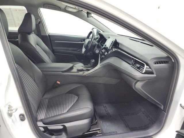 Certified 2023 Toyota Camry SE FWD image 13