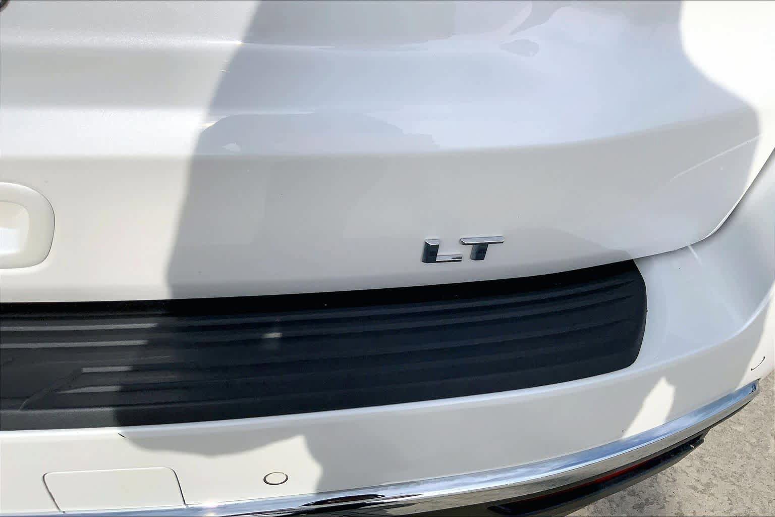 Used 2021 Chevrolet Tahoe LT w/ LT Signature Package AWD/4WD image 10