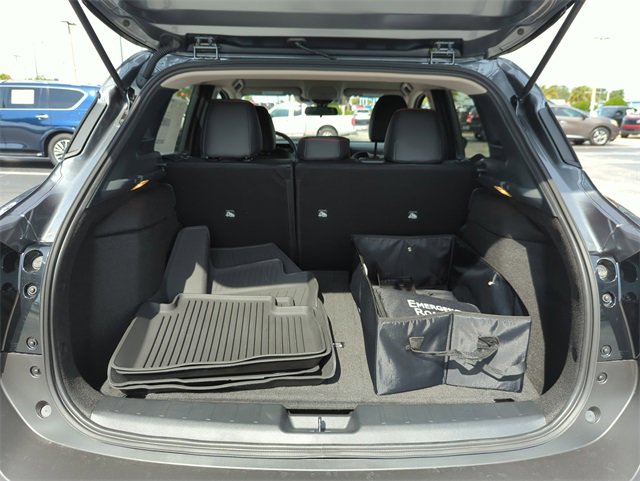 New 2026 Nissan Kicks SR w/ Cold Weather Package image 15