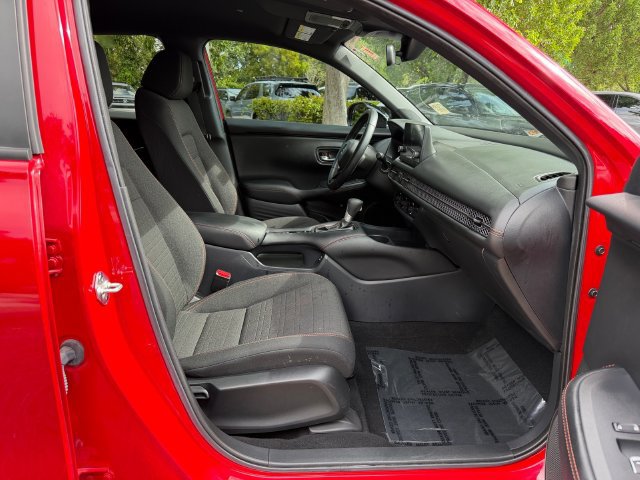 Certified 2025 Honda HR-V Sport image 23