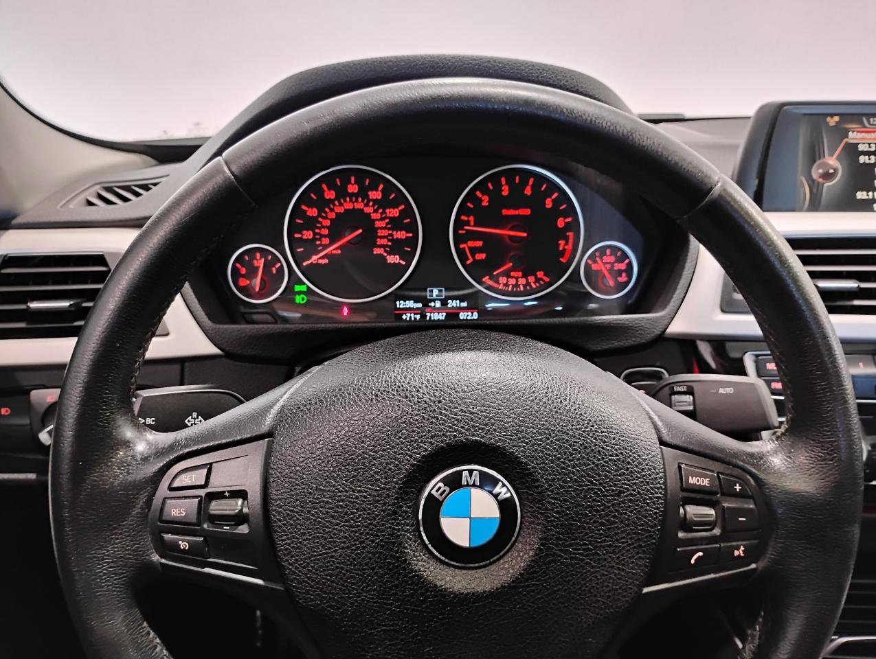 Used 2017 BMW 320i Sedan image 84