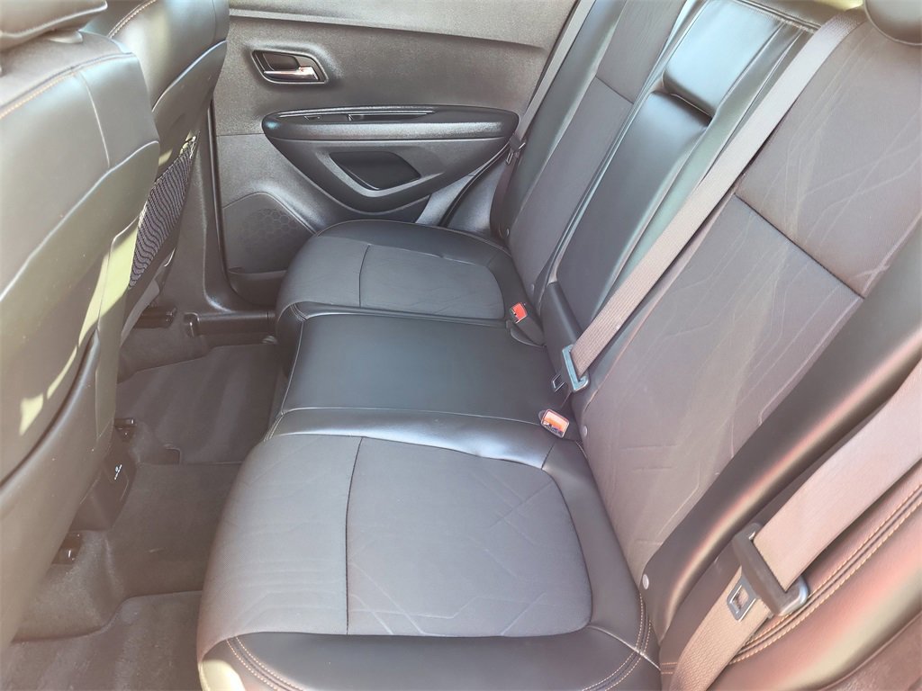 Certified 2020 Chevrolet Trax LT w/ LT Convenience Package image 8