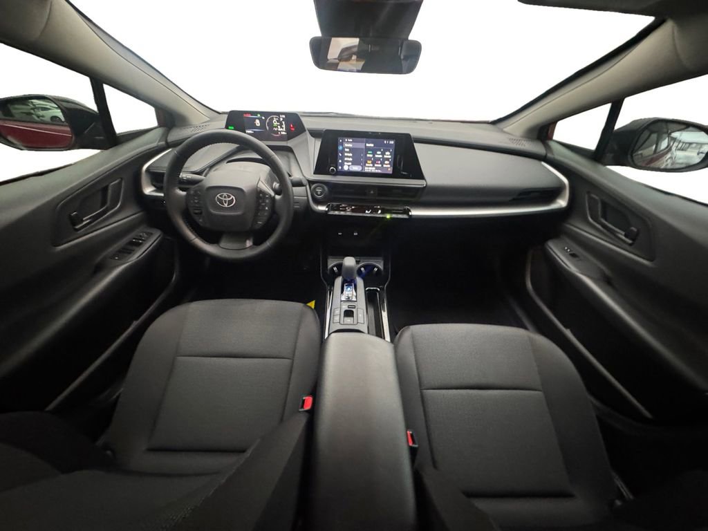Used 2023 Toyota Prius LE image 11
