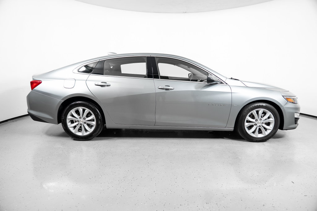 Used 2024 Chevrolet Malibu LT FWD image 3