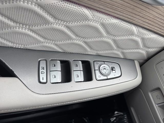 Used 2022 Hyundai Palisade Calligraphy image 13