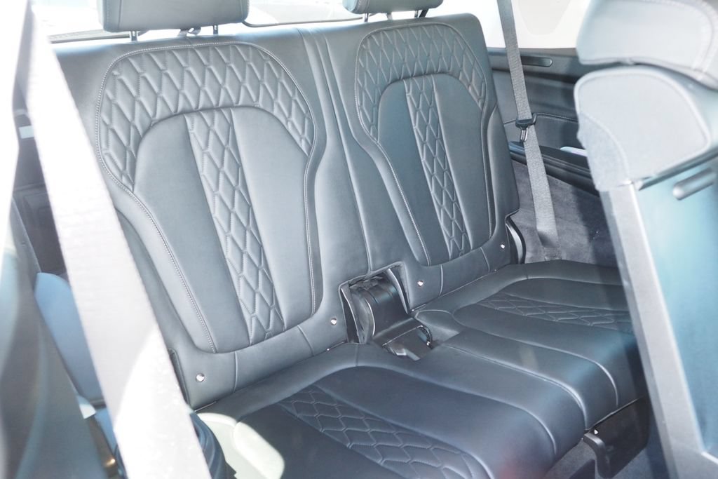 Used 2026 BMW X7 xDrive40i AWD/4WD image 21