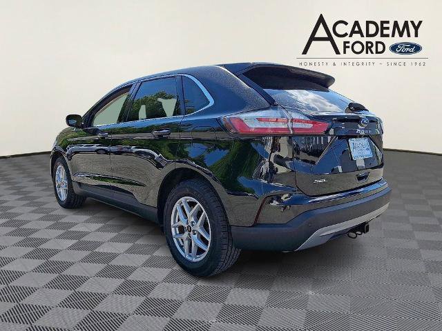 Certified 2024 Ford Edge SEL w/ Convenience Package AWD/4WD image 4