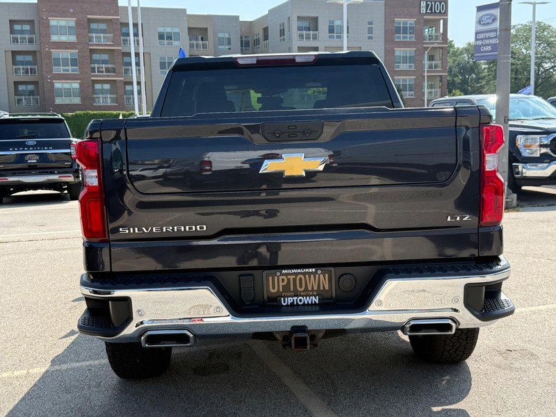 Used 2022 Chevrolet Silverado 1500 LTZ w/ Z71 Off-Road Package image 5