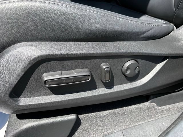 Used 2025 Honda Pilot Touring image 29