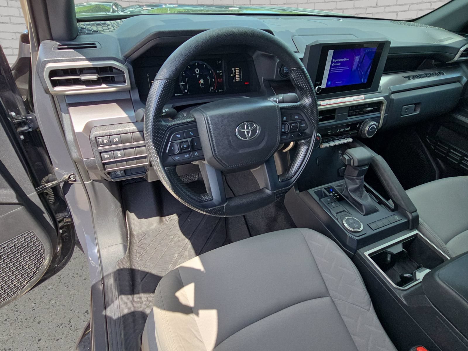 Used 2025 Toyota Tacoma SR5 RWD image 15