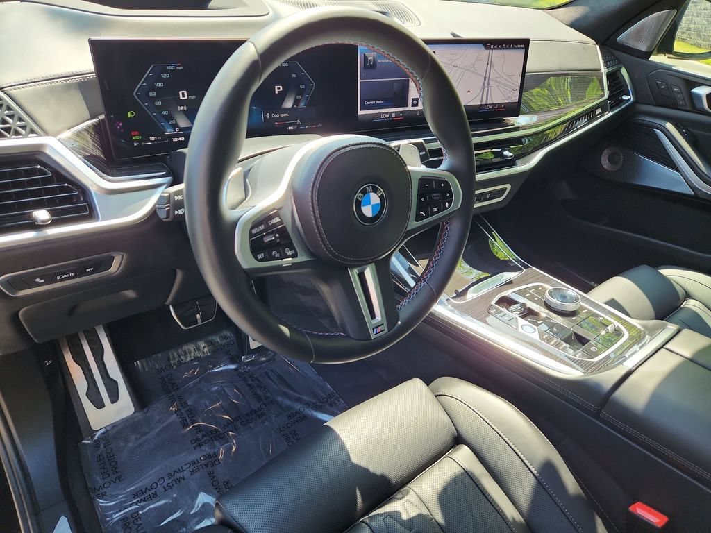 Used 2026 BMW X7 M60i AWD/4WD image 15