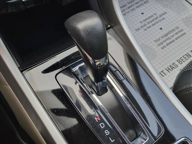 Used 2016 Honda Accord EX image 11