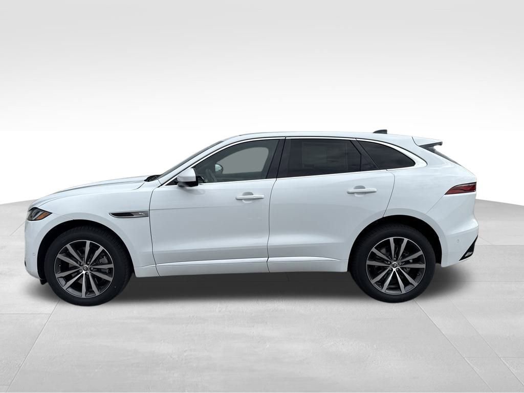 New 2026 Jaguar F-PACE R-Dynamic S image 2