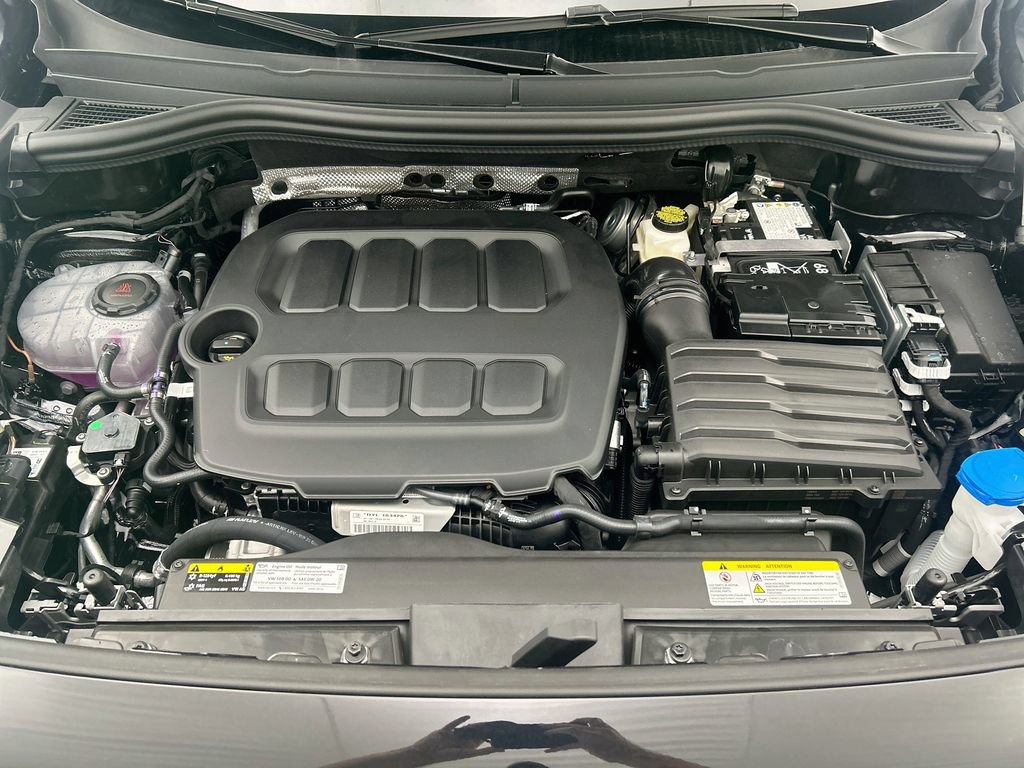 New 2026 Volkswagen Tiguan SE R-Line FWD image 27