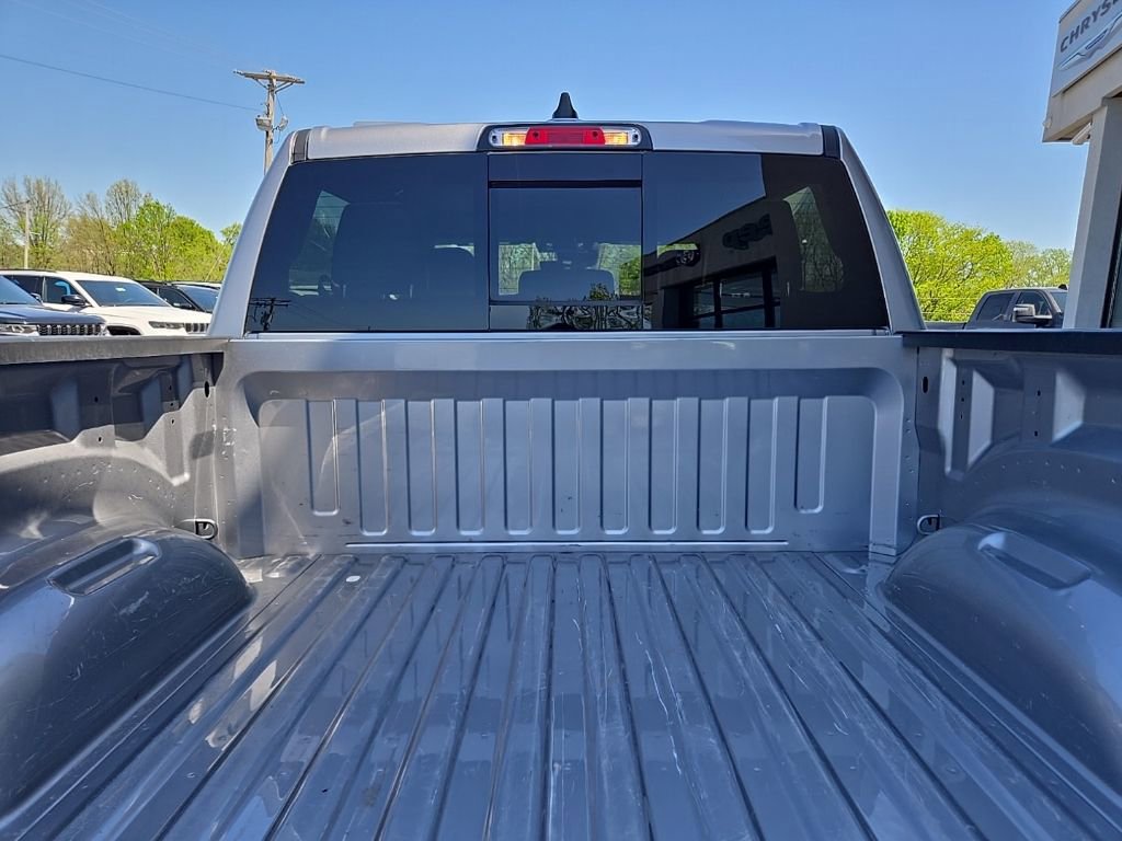 Used 2025 RAM 1500 Laramie w/ Sport Appearance Package AWD/4WD image 28