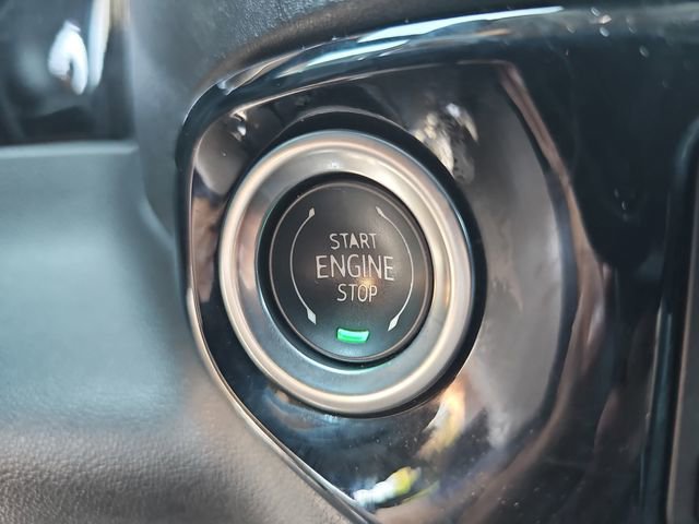 Used 2025 Chevrolet Silverado 1500 LT image 30