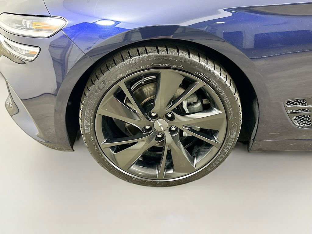 Used 2023 Genesis G70 2.0T w/ Sport Prestige Package image 8