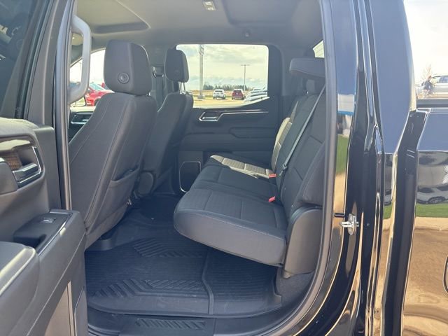 Used 2024 Chevrolet Silverado 1500 RST AWD/4WD image 16
