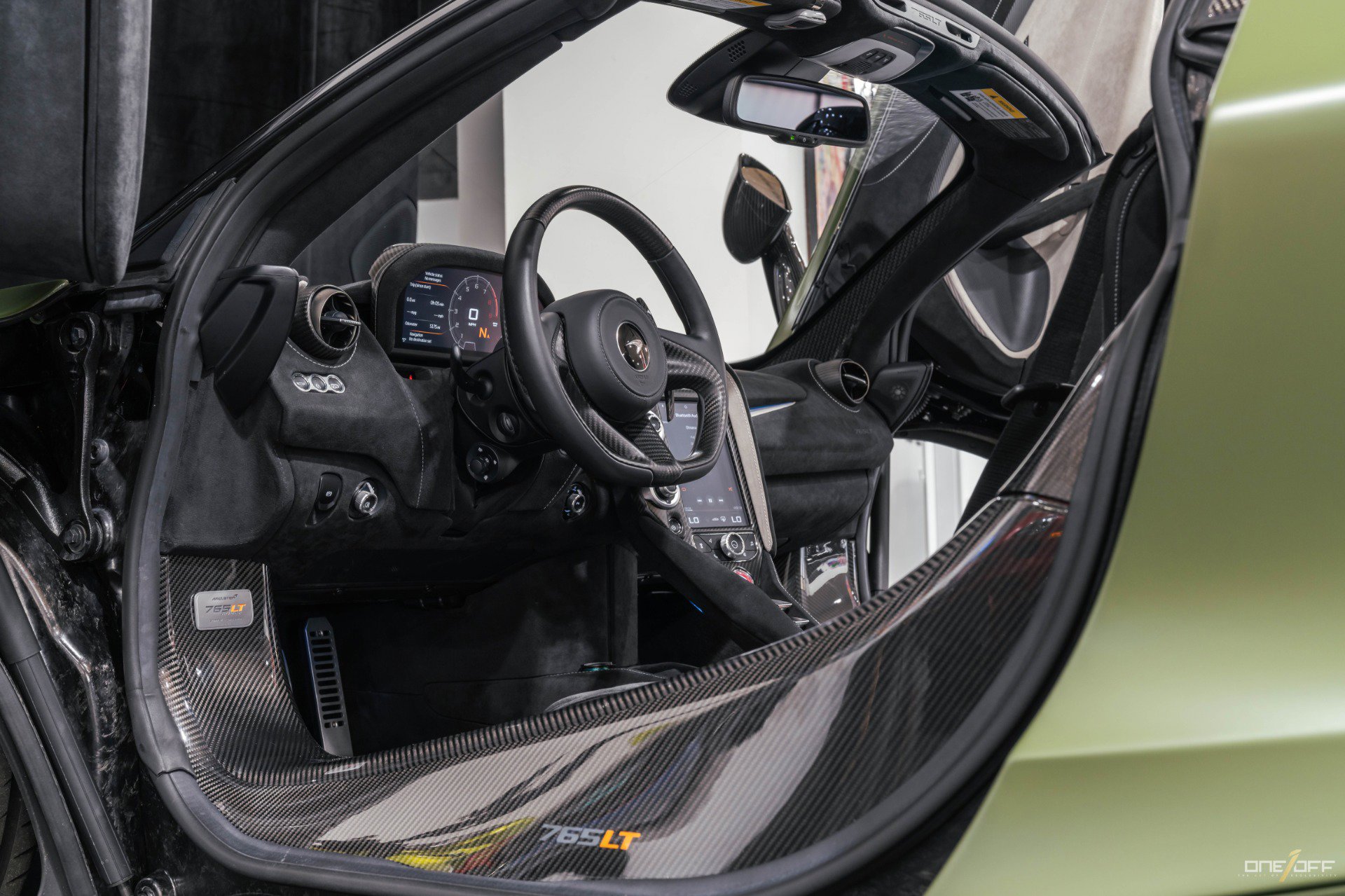 Used 2022 McLaren 765LT image 57