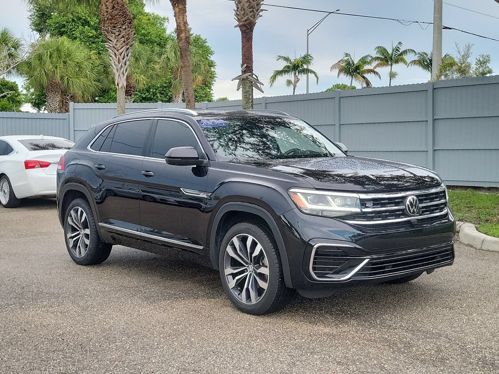 Certified 2023 Volkswagen Atlas Cross Sport SEL Premium R-Line AWD/4WD image 2