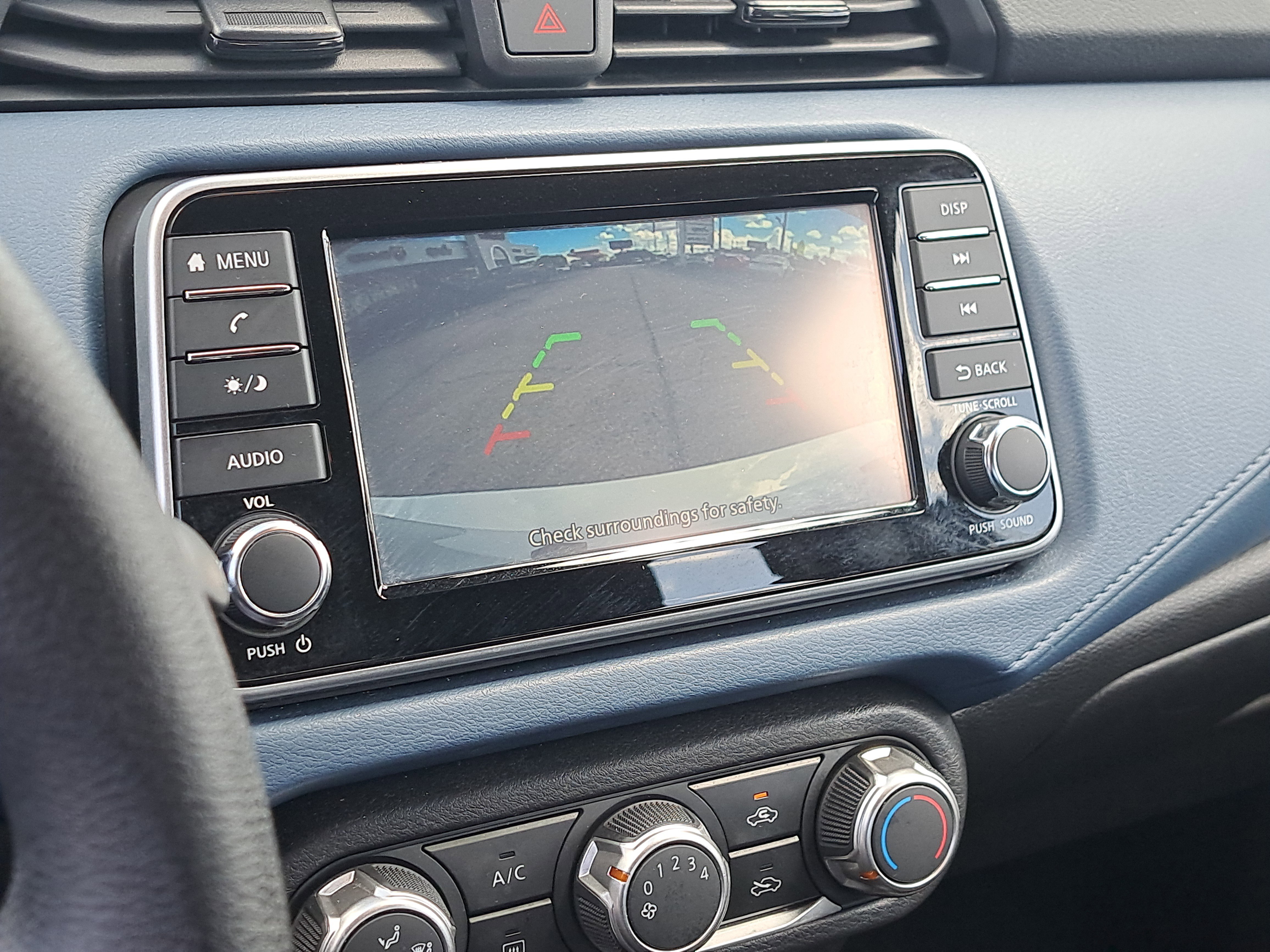 Used 2025 Nissan Versa SV image 25