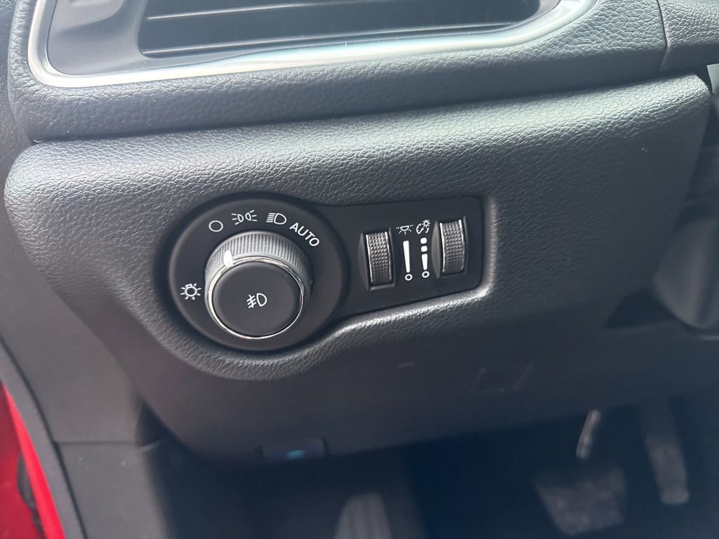 New 2026 Chrysler Pacifica Limited w/ S Appearance Package image 25