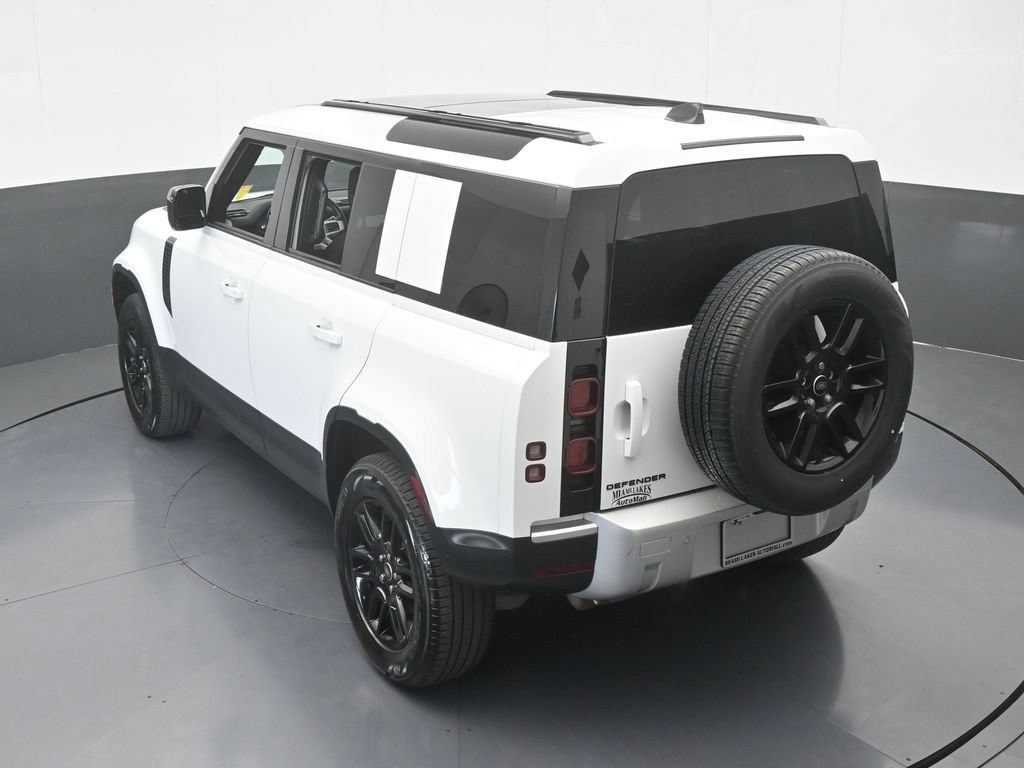 Used 2025 Land Rover Defender 110 S AWD/4WD image 66