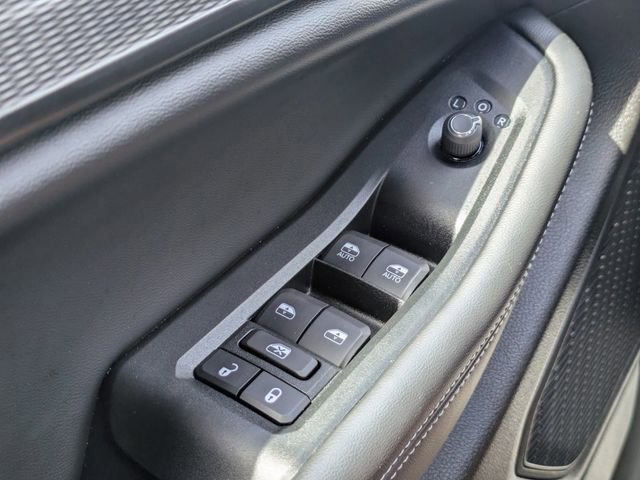 Used 2024 Jeep Grand Cherokee Laredo X w/ Luxury Tech Group I AWD/4WD image 29
