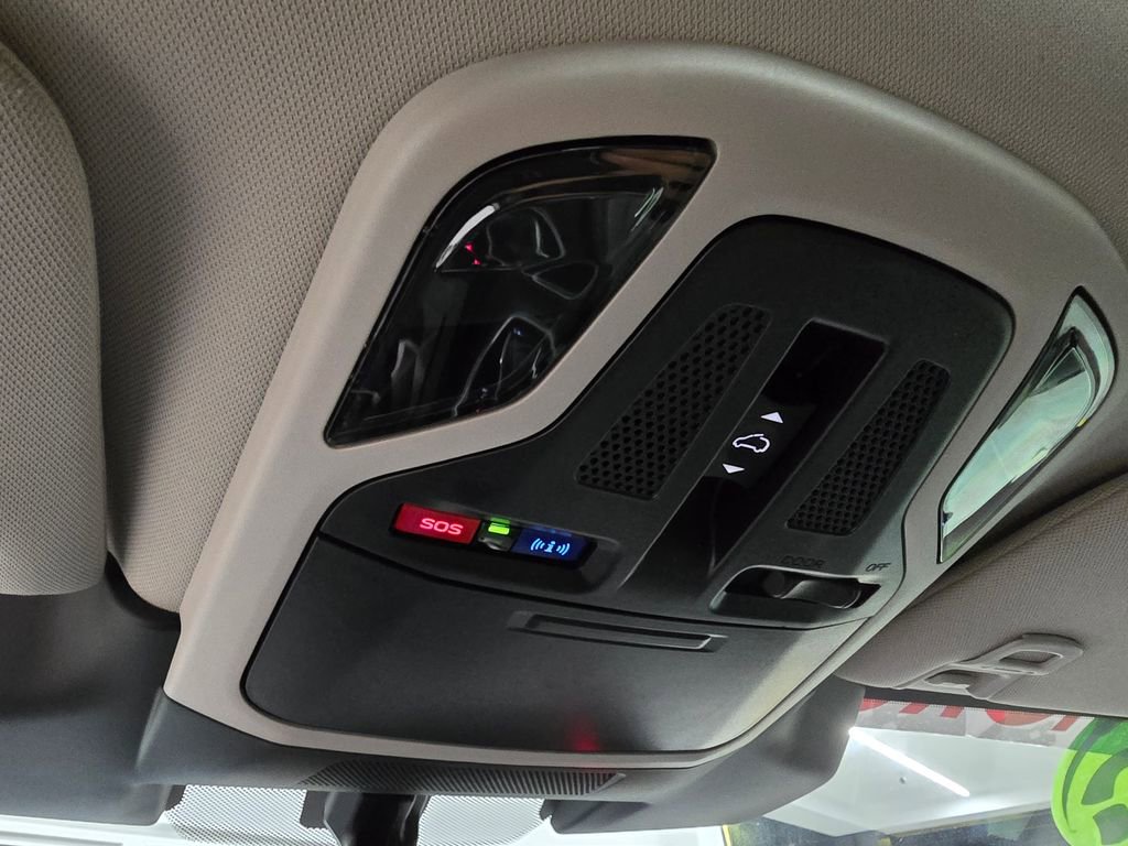 Used 2025 Subaru Outback Limited XT w/ Popular Package #2 image 28