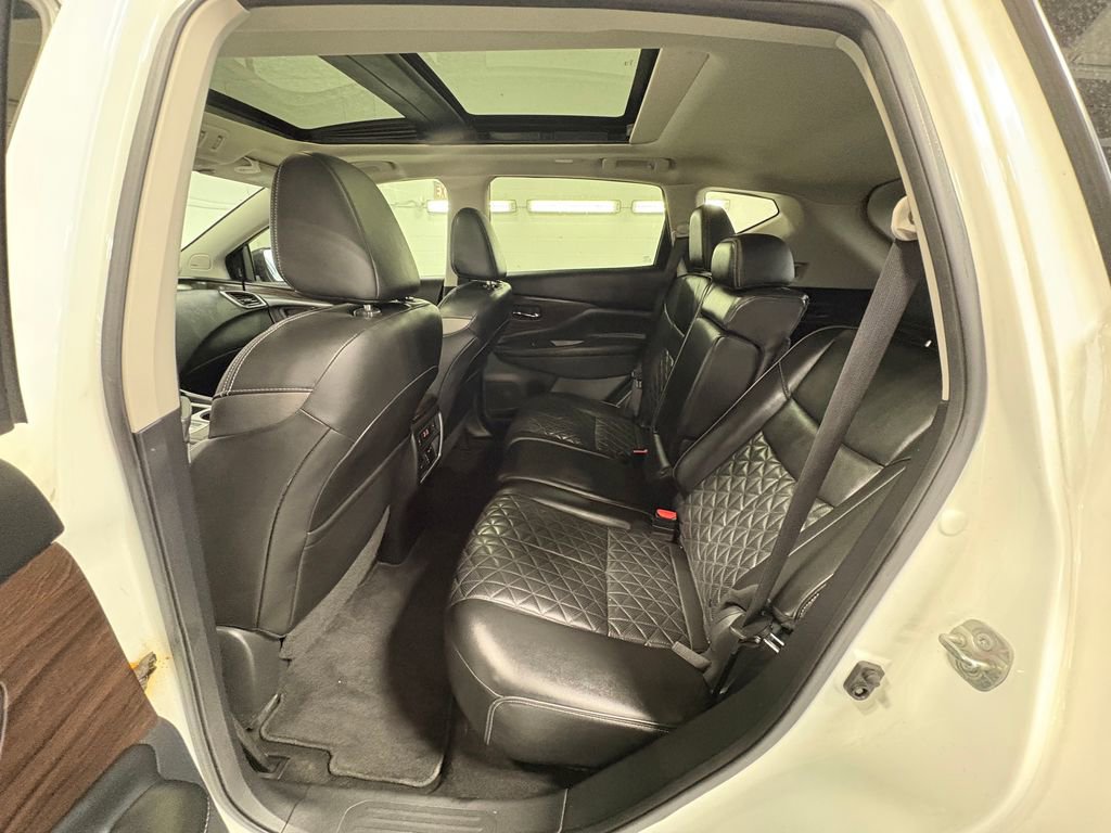 Used 2020 Nissan Murano Platinum image 23