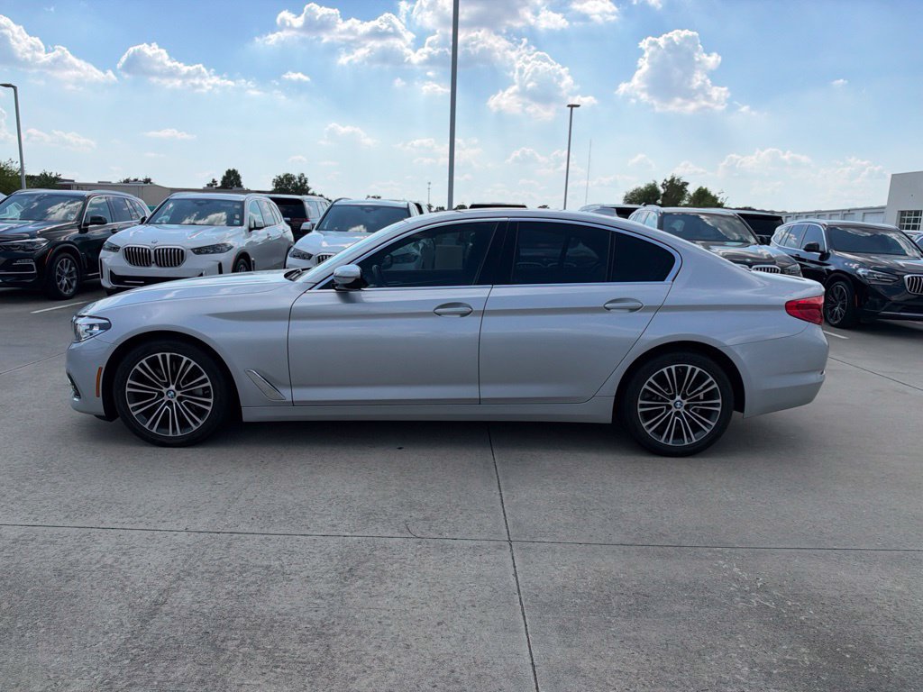 Used 2019 BMW 530i w/ Convenience Package RWD image 2
