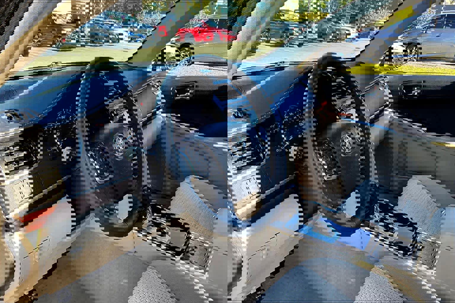 Used 2013 Toyota Camry L image 15