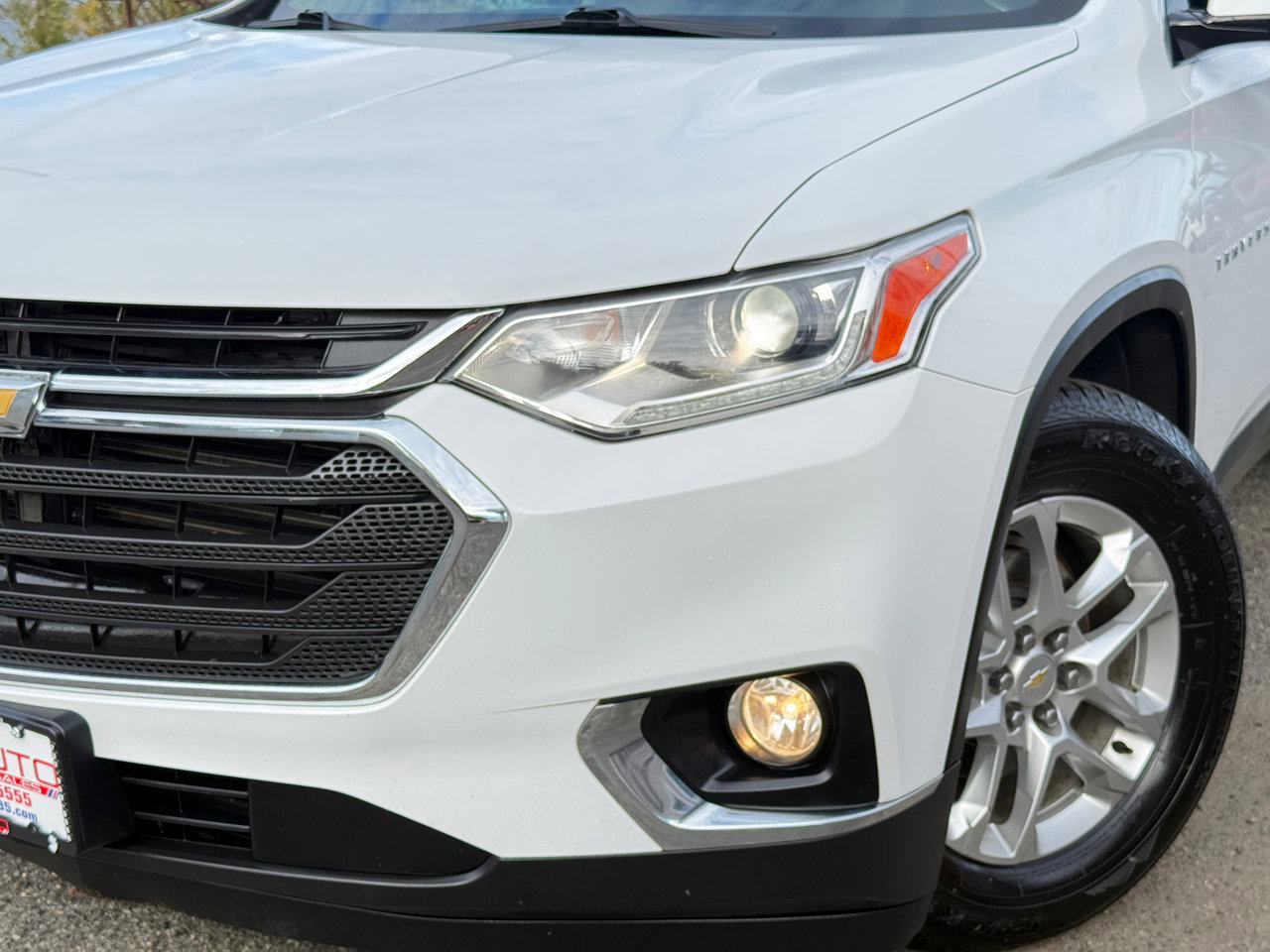 Used 2019 Chevrolet Traverse LT image 97