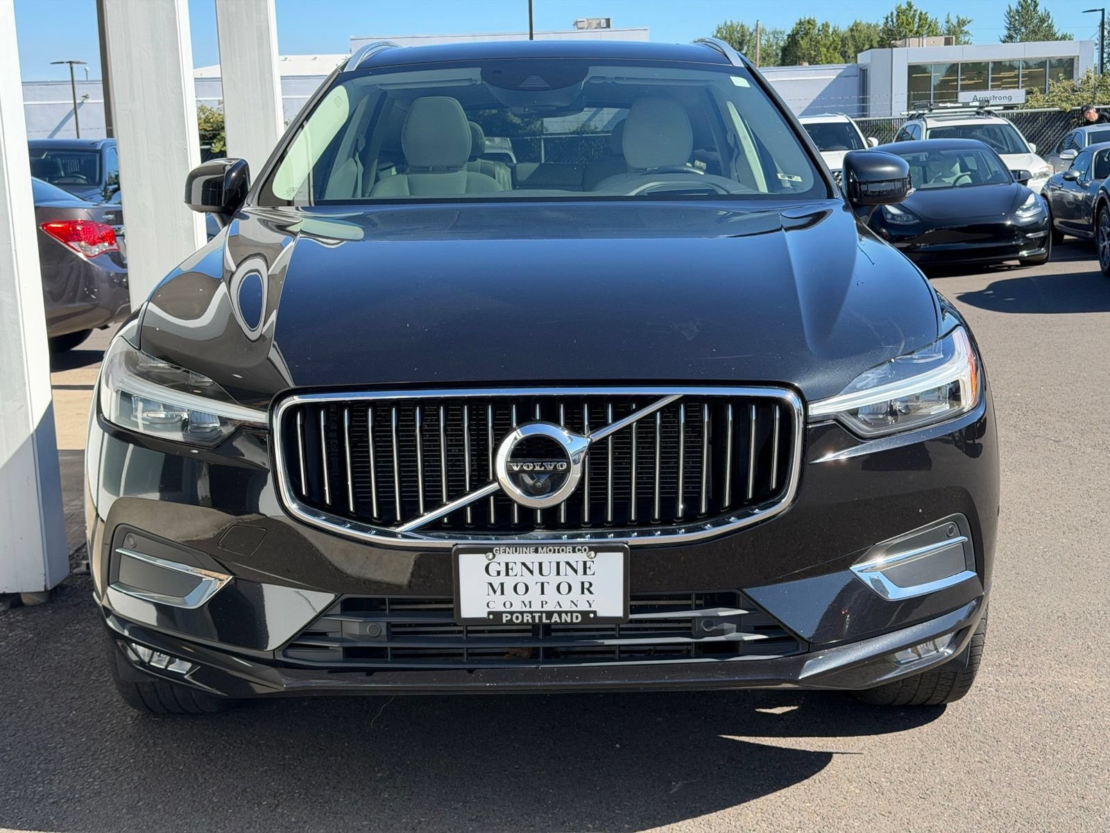Used 2021 Volvo XC60 T5 Inscription w/ Advanced Package AWD/4WD image 2