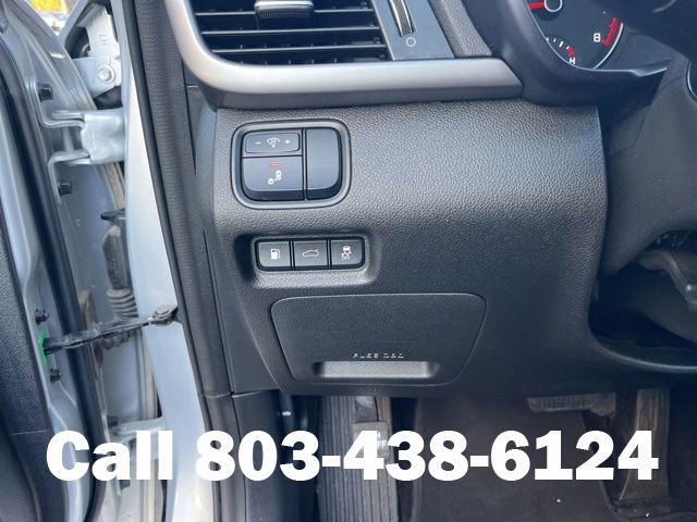 Used 2018 Kia Optima LX w/ 17" Alloy Wheels Package image 30